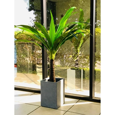 Medium Kante Lightweight Tall Outdoor Square Concrete Planter Slate Gray - Rosemead Home & Garden, Inc. 4 Medium Kante Lightweight Tall Outdoor Square Concrete Planter Slate Gray - Rosemead Home & Garden, Inc. - Image 4